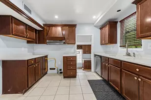 6953 Mayburn St, Dearborn Heights, MI 48127 - Photo 2