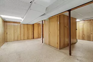 2043 Winsted Blvd, Ann Arbor, MI 48103 - Photo 24