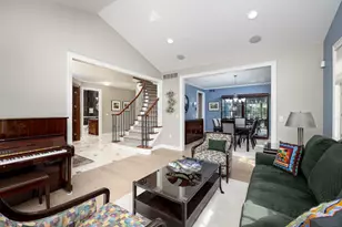 2141 Autumn Hill Dr, Ann Arbor, MI 48103 - Photo 8