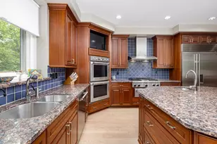 2141 Autumn Hill Dr, Ann Arbor, MI 48103 - Photo 16