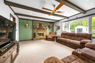 113 W Hughes St, Marshall, MI 49068 - Photo 10