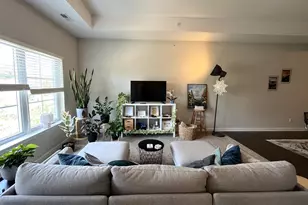 5619 Arbor Chase Dr, Ann Arbor, MI 48103 - Photo 6