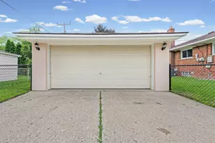 8417 Colonial St, Dearborn Heights, MI 48127 - Photo 24