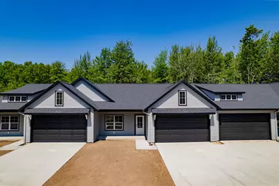 17426 Ridge Avenue, Ferrysburg, MI 49409 - Photo 4