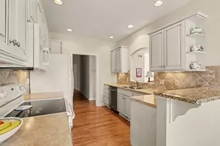 2600 W Port Dr, Kalamazoo, MI 49009 - Photo 18