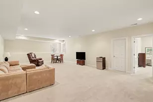 2600 W Port Dr, Kalamazoo, MI 49009 - Photo 22
