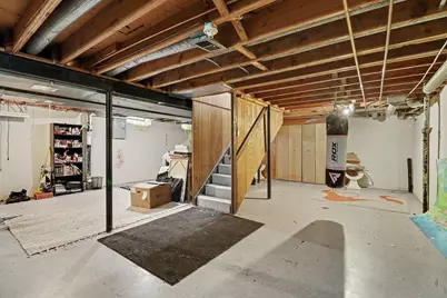 16360 E Rutherland Street E, Southfield, MI 48076 - Photo 22