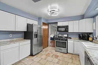 16360 E Rutherland Street E, Southfield, MI 48076 - Photo 10