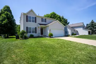 2678 Cotherstone Dr SW, Wyoming, MI 49418 - Photo 2