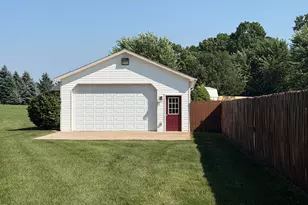 47679 Woodfield Cir, Mattawan, MI 49071 - Photo 54