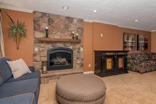 47679 Woodfield Cir, Mattawan, MI 49071 - Photo 8