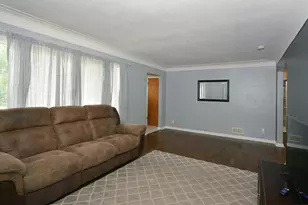 12867 Chapman St, Vicksburg, MI 49097 - Photo 6