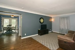 12867 Chapman St, Vicksburg, MI 49097 - Photo 4