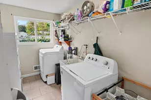 2136 Champagne Dr, Ann Arbor, MI 48108 - Photo 16