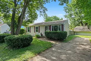 2136 Champagne Dr, Ann Arbor, MI 48108 - Photo 2