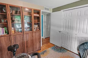 2136 Champagne Dr, Ann Arbor, MI 48108 - Photo 10