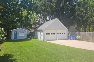 2236 Tipperary Rd, Kalamazoo, MI 49008 - Photo 12