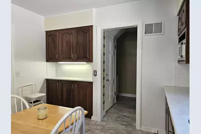 2236 Tipperary Road, Kalamazoo, MI 49008 - Photo 6