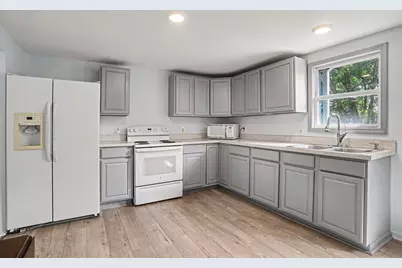 312 Elliott Avenue, Grand Haven, MI 49417 - Photo 14