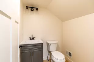 786 W Colon Rd, Bronson, MI 49028 - Photo 18