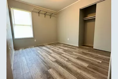 75 E Baldwin Avenue, Battle Creek, MI 49037 - Photo 6