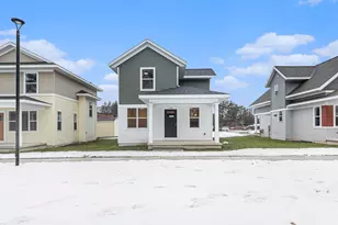 2071 Linden Ave SE, Grand Rapids, MI 49507 - Photo 1