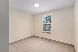 2059 Linden Ave SE, Grand Rapids, MI 49507 - Photo 12