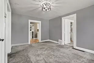 302 Exchange St, Marshall, MI 49068 - Photo 4