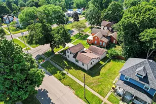 302 Exchange St, Marshall, MI 49068 - Photo 24