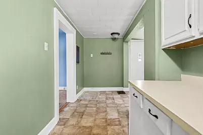 302 Exchange Street, Marshall, MI 49068 - Photo 8