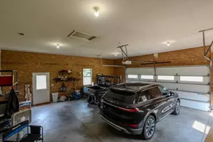 9710 Campbell Ln, Bellevue, MI 49021 - Photo 12