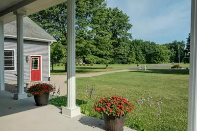 9710 Campbell Lane, Bellevue, MI 49021 - Photo 8