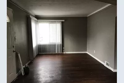 19453 Roscommon Street, Harper Woods, MI 48225 - Photo 2