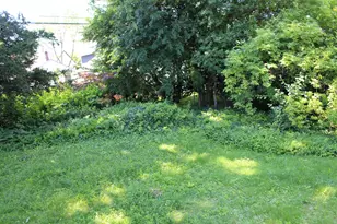 1810 Holland St, Birmingham, MI 48009 - Photo 38