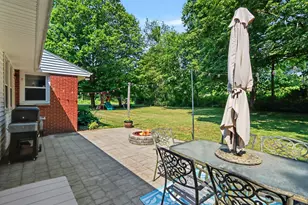 1500 Woodlure Dr, Kalamazoo, MI 49009 - Photo 14