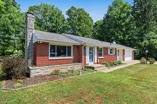 1500 Woodlure Dr, Kalamazoo, MI 49009 - Photo 2