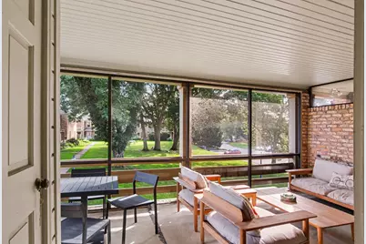 2432 Village Drive SE, Grand Rapids, MI 49506 - Photo 2
