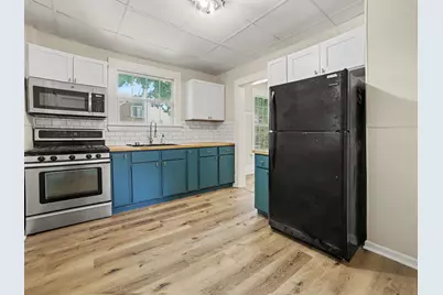 837 W Southern Avenue, Muskegon, MI 49441 - Photo 10