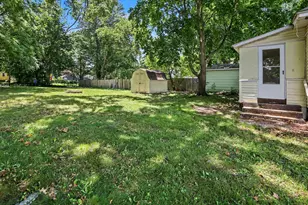 837 W Southern Ave, Muskegon, MI 49441 - Photo 22