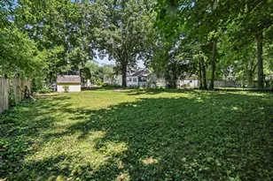 837 W Southern Ave, Muskegon, MI 49441 - Photo 20