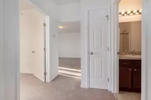 964 W Summerfield Gln Cir, Ann Arbor, MI 48103 - Photo 18