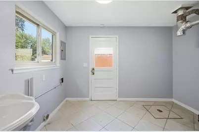 42039 Arthur Street, Belleville, MI 48111 - Photo 16