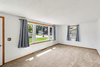 546 S Sherman Street, Allegan, MI 49010 - Photo 4