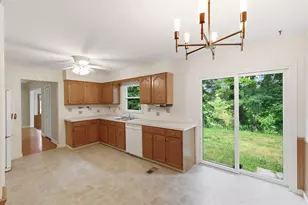 2757 Cascade Springs Dr SE, Grand Rapids, MI 49546 - Photo 14