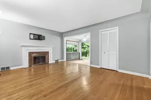 2757 Cascade Springs Dr SE, Grand Rapids, MI 49546 - Photo 16