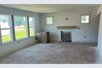 671 Waterford Village Drive NW, Grand Rapids, MI 49534 - Photo 2