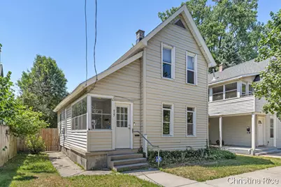 927 Davis Avenue NW, Grand Rapids, MI 49504 - Photo 4