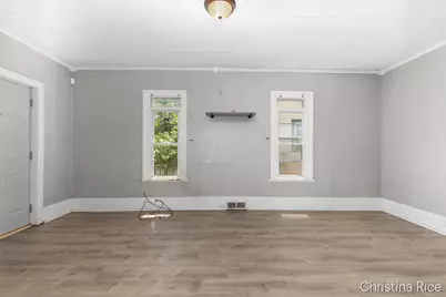 927 Davis Avenue NW, Grand Rapids, MI 49504 - Photo 6