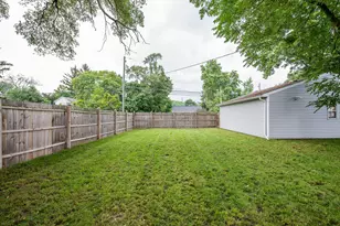 245 Mann St, Pinckney, MI 48169 - Photo 10