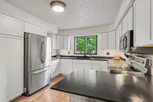 172 26th St, Allegan, MI 49010 - Photo 10